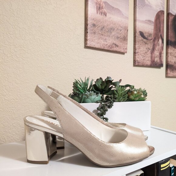 Anne Klein Slingback Open Toe Leather Chunky Heel Pale Gold, Sz 8.5 NWOT - Picture 4 of 13